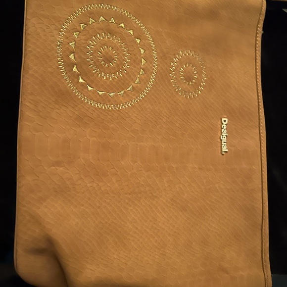 Desigual designer bag - Picture 3 of 13